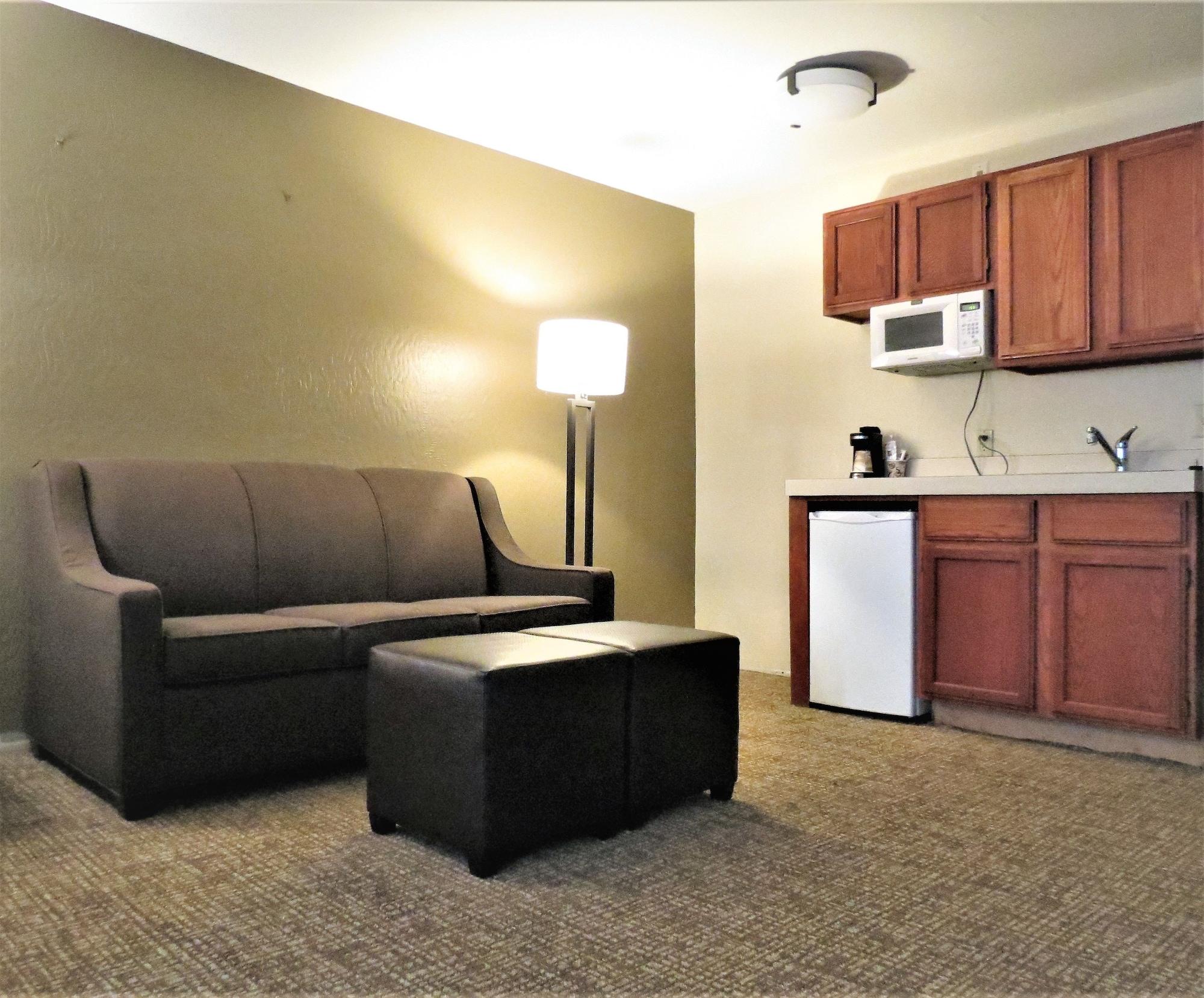 Comfort Inn & Suites Fairborn Near Wright Patterson Afb Kültér fotó