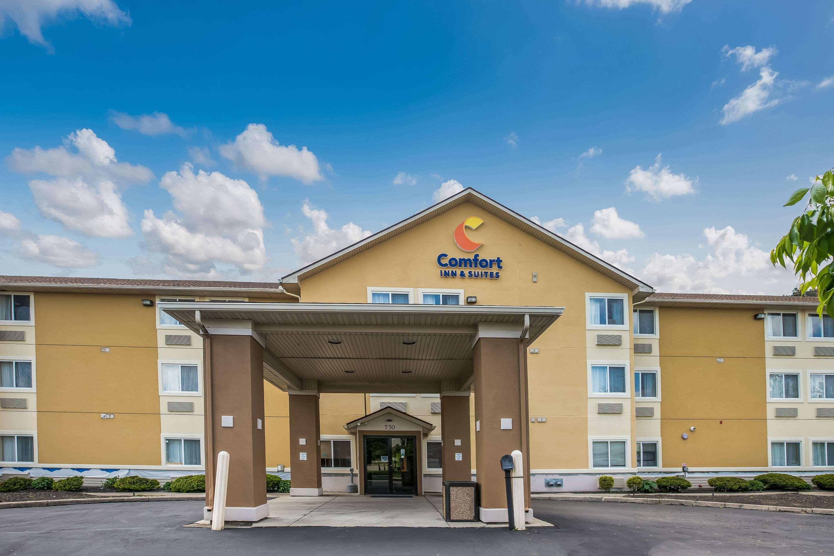 Comfort Inn & Suites Fairborn Near Wright Patterson Afb Kültér fotó